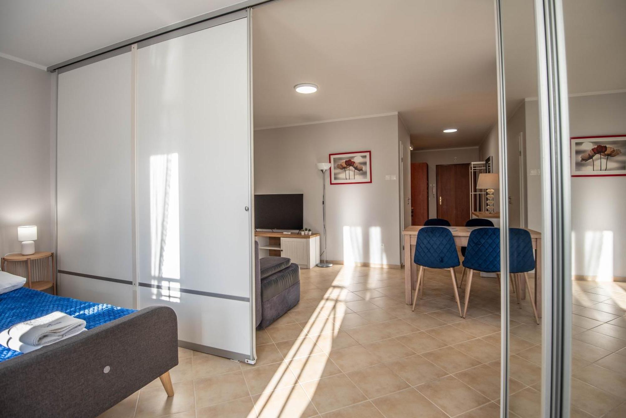 Apartamenty Promenada Z Tarasem I Parkingiem - Apartamenty Na Wyspie 슈비노우이스쳬 외부 사진
